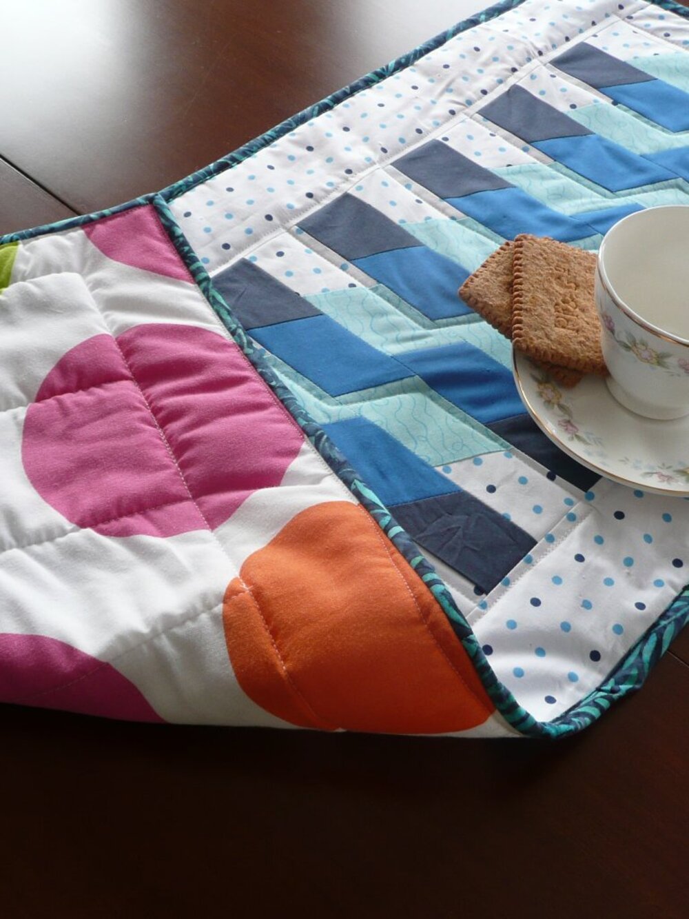 Handmade Quilted Reversable Small Table Runner Linens Home Decor Blue White